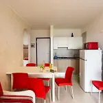 Bright Flat Near The In Apartamento Bibione