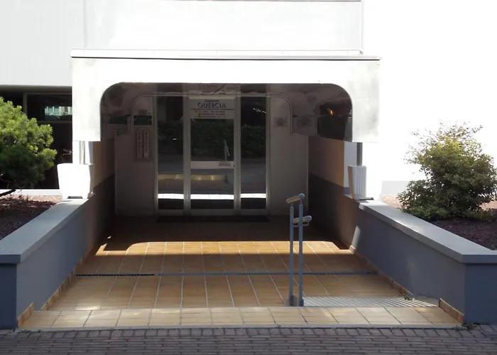 Bright Flat Near The In Appartamento