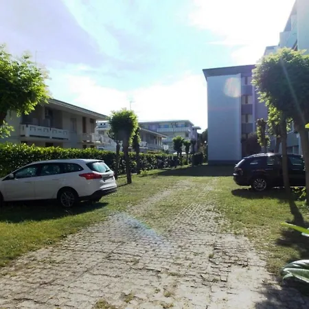 Bright Fllat Near The In