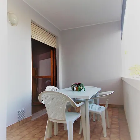 Bright Fllat Near The In