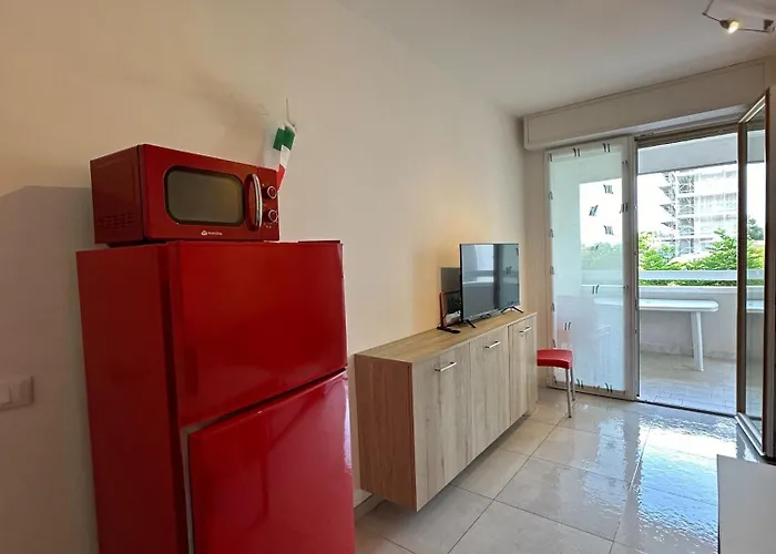 Bright Flat Near The In Apartment Bibione