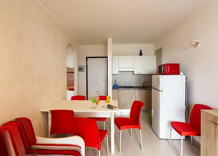 Bright Flat Near The In Apartment Bibione